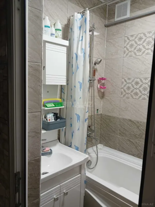 Satılır 2 otaqlı mənzil 49 m²