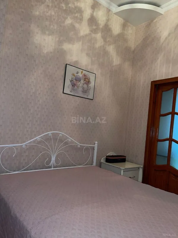 Kirayə verilir 2 otaqlı mənzil 65 m²