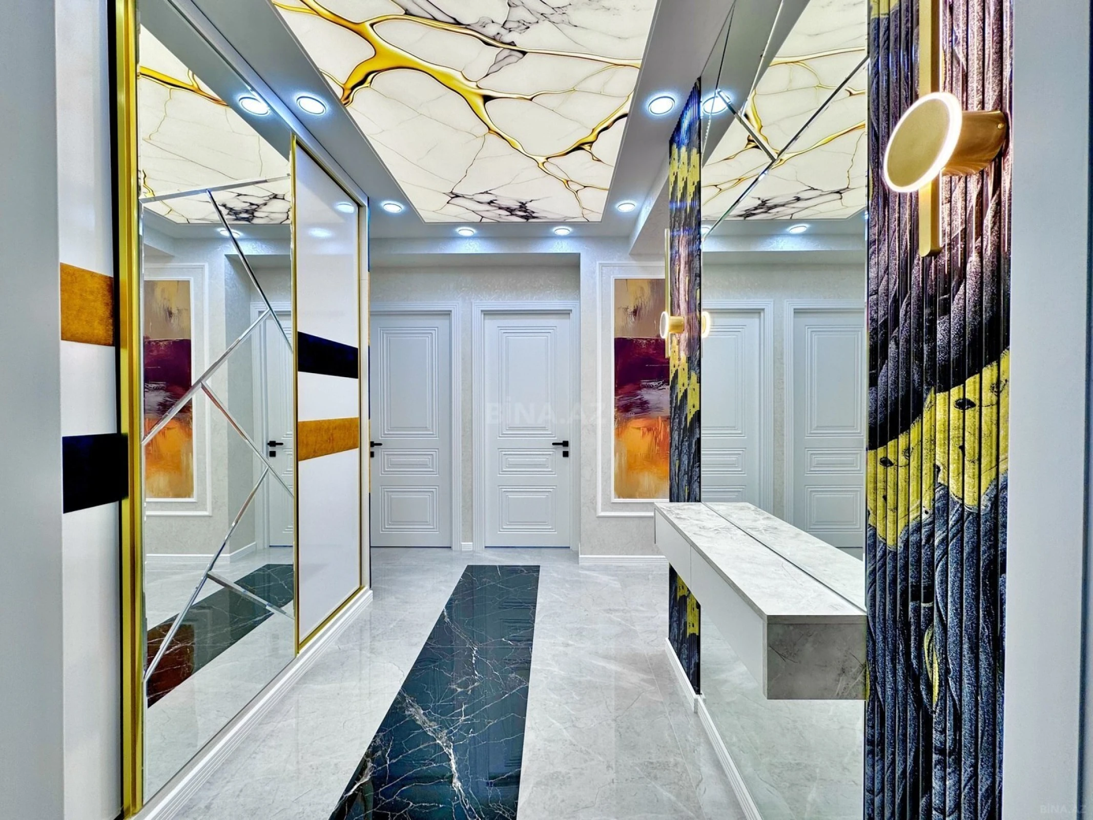 Satılır 3 otaqlı mənzil 95 m²