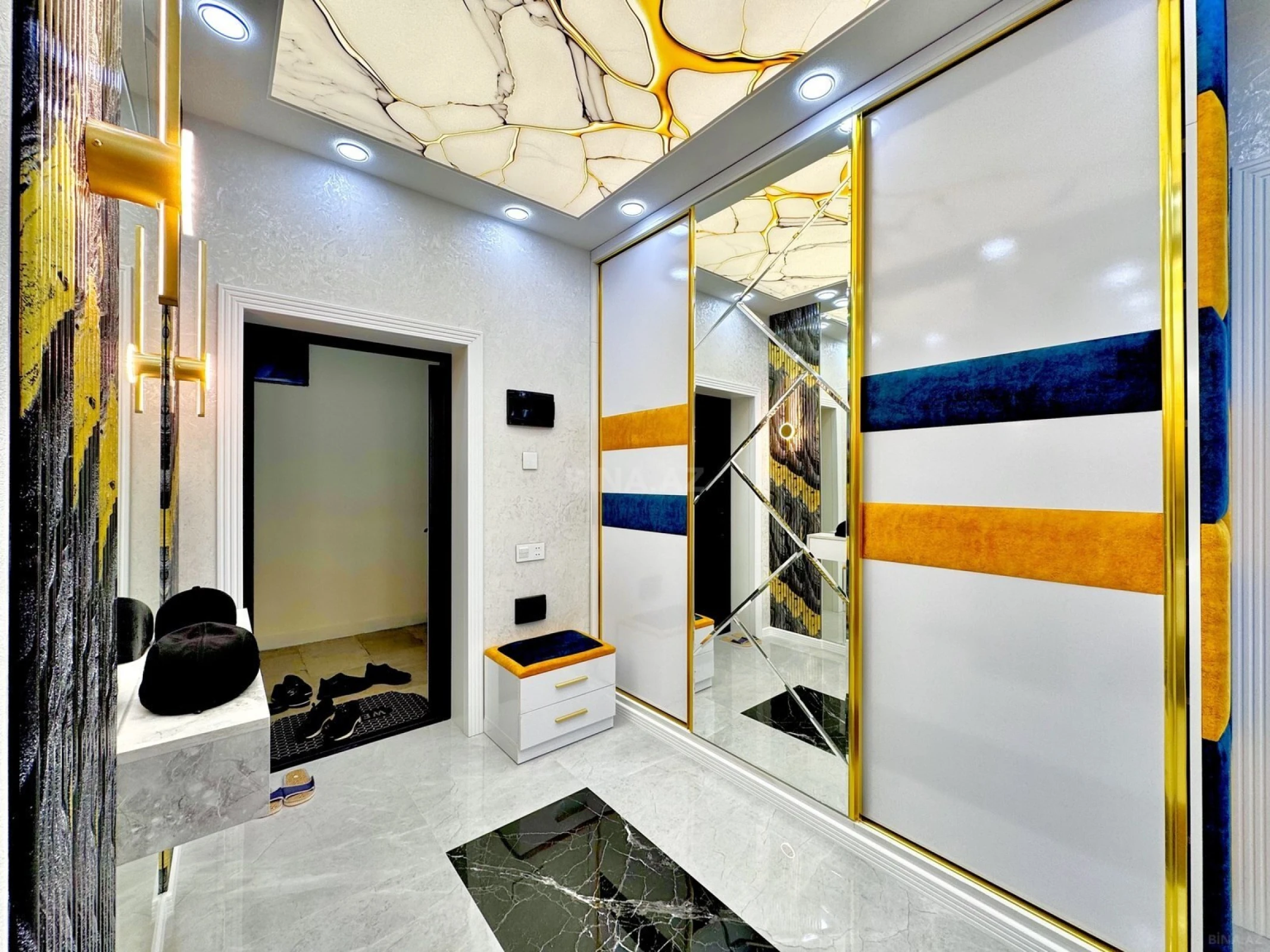 Satılır 3 otaqlı mənzil 95 m²