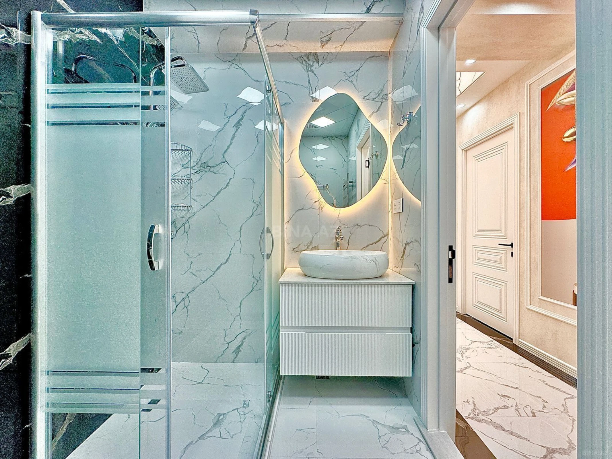 Satılır 3 otaqlı mənzil 95 m²