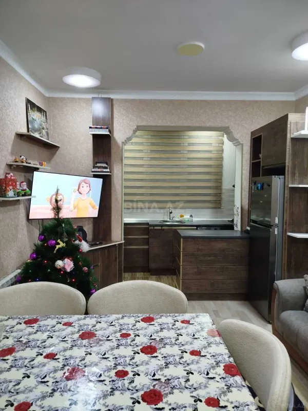 Satılır 2 otaqlı mənzil 42 m²