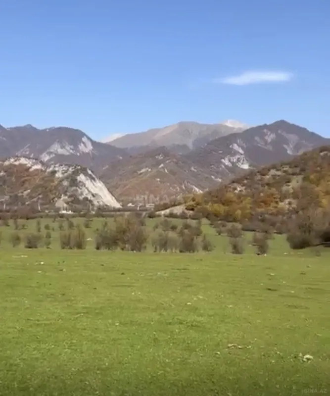 Satılır torpaq sahəsi 12 m²