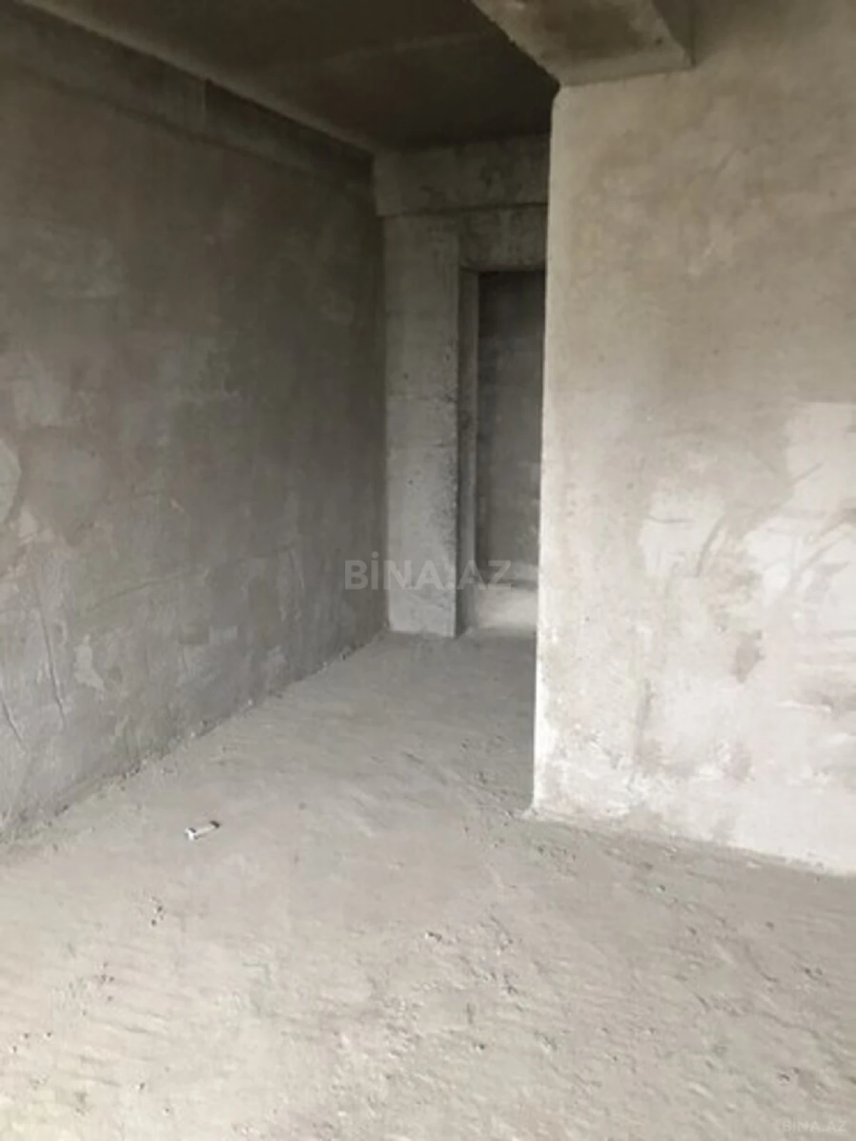 Satılır 3 otaqlı mənzil 118 m²