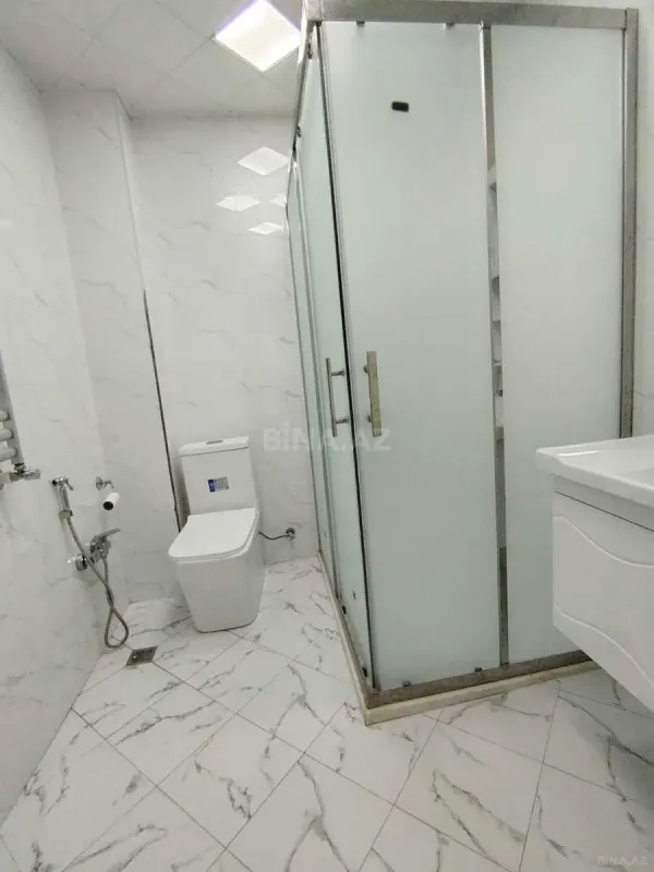 Satılır 2 otaqlı mənzil 65 m²