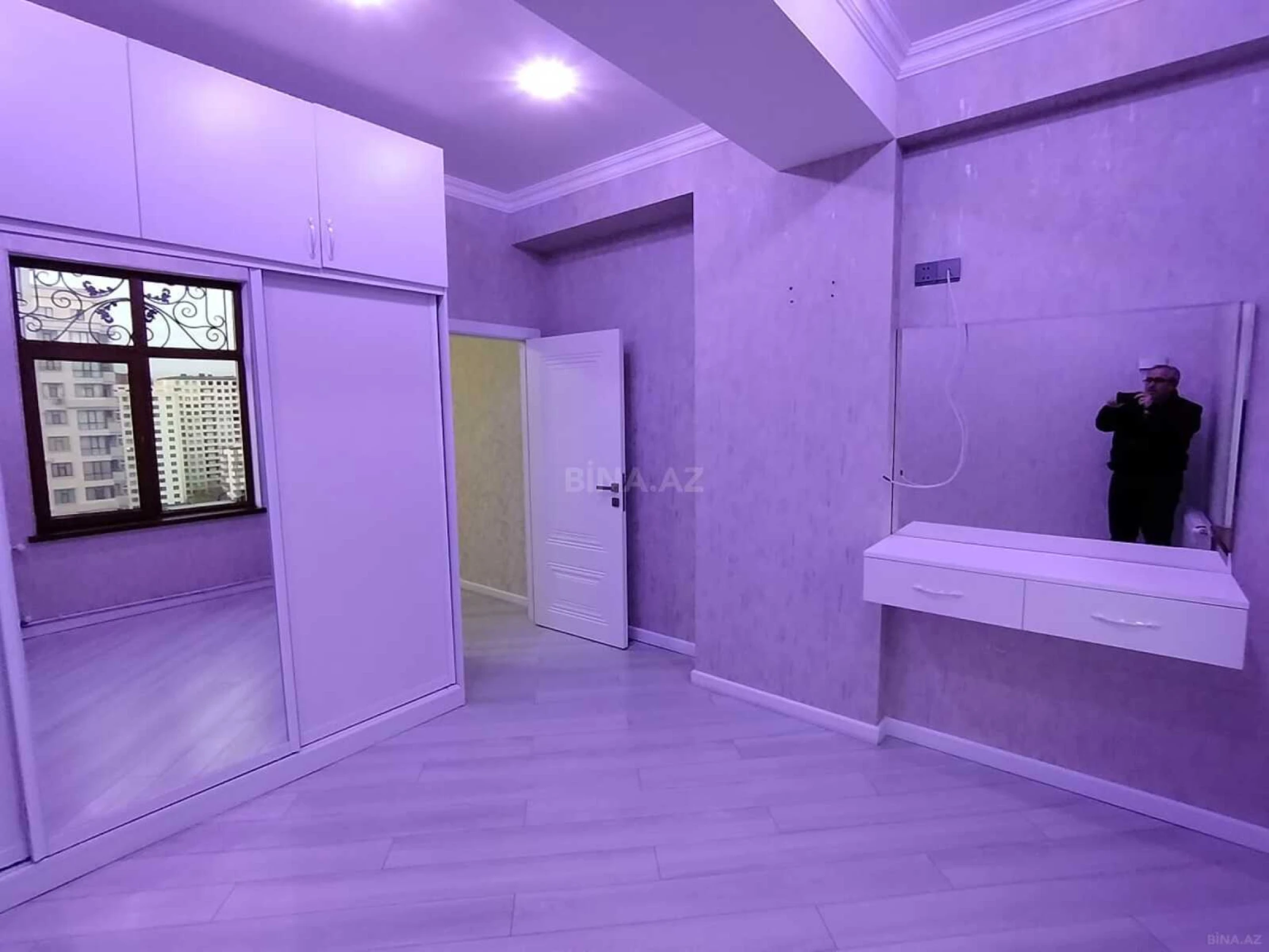 Satılır 2 otaqlı mənzil 65 m²