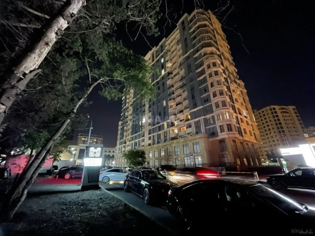 Satılır 2 otaqlı mənzil 65 m²