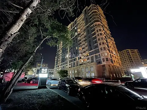 Satılır 2 otaqlı mənzil 65 m²