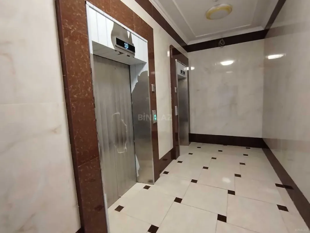 Satılır 2 otaqlı mənzil 65 m²