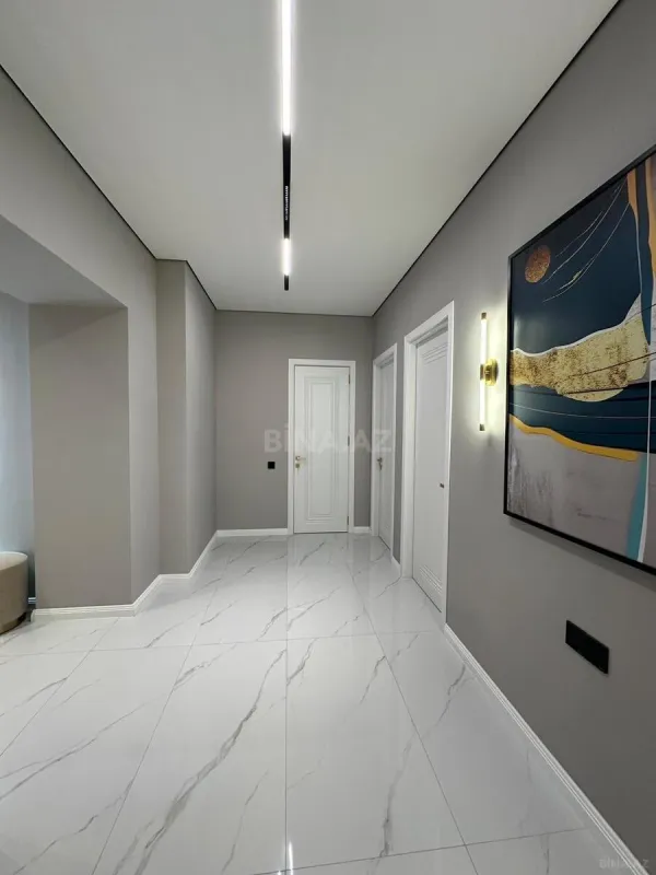 Satılır 3 otaqlı mənzil 110 m²