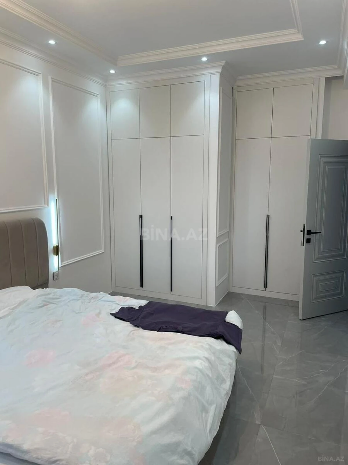 Kirayə verilir 2 otaqlı mənzil 75 m²