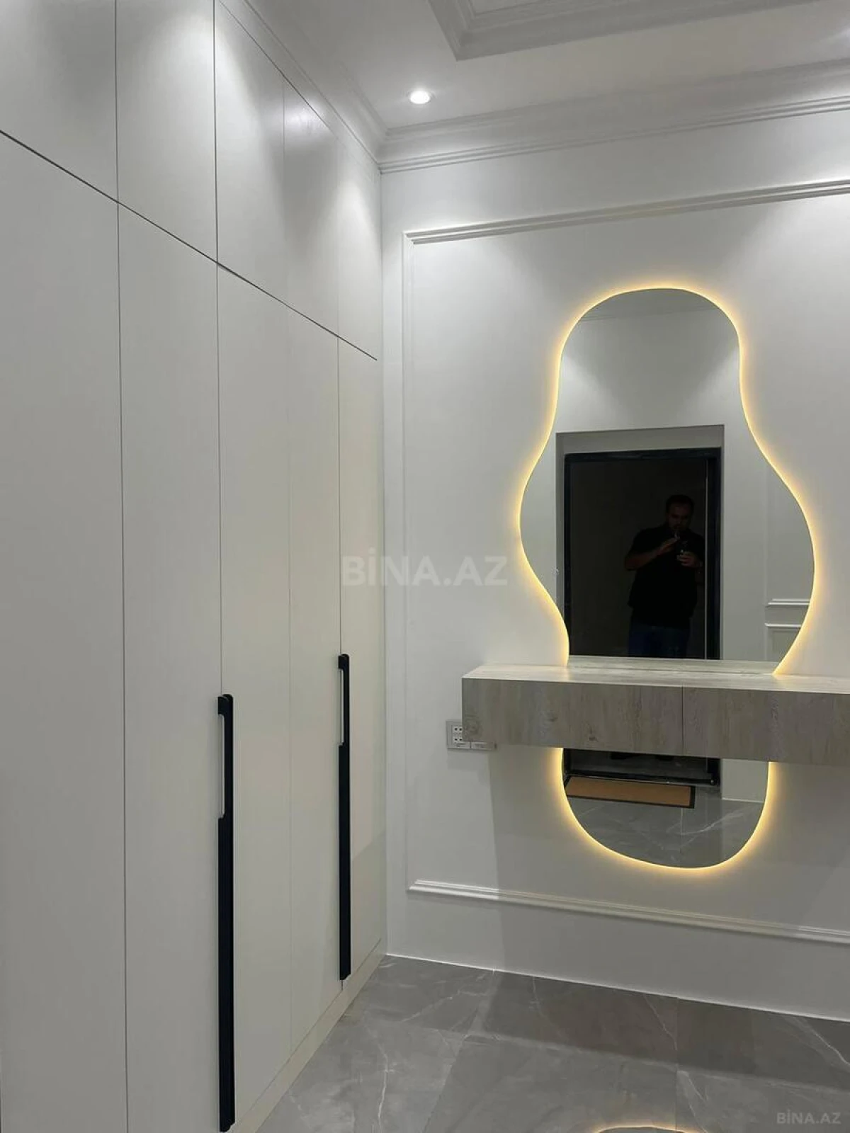 Kirayə verilir 2 otaqlı mənzil 75 m²