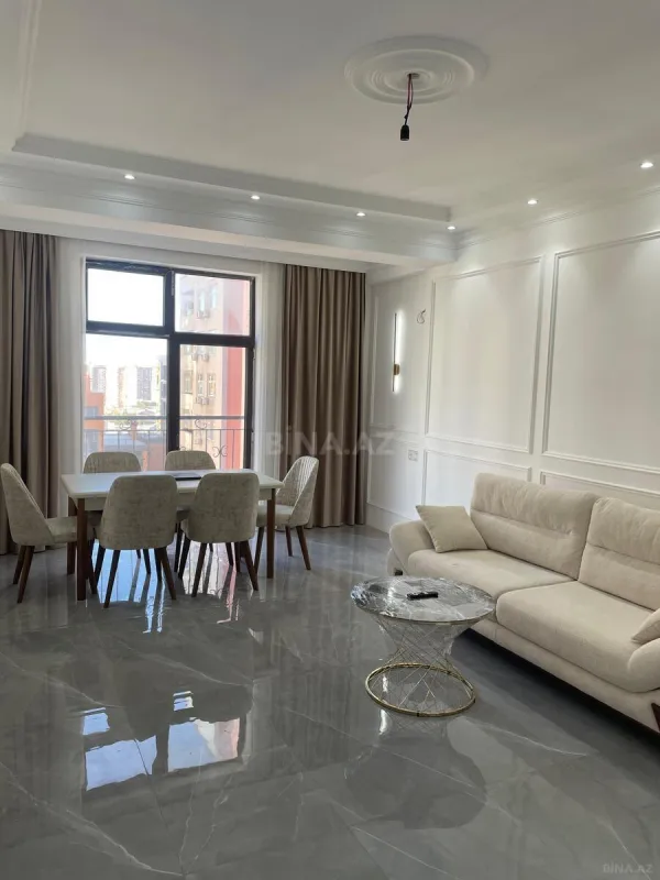 Kirayə verilir 2 otaqlı mənzil 75 m²