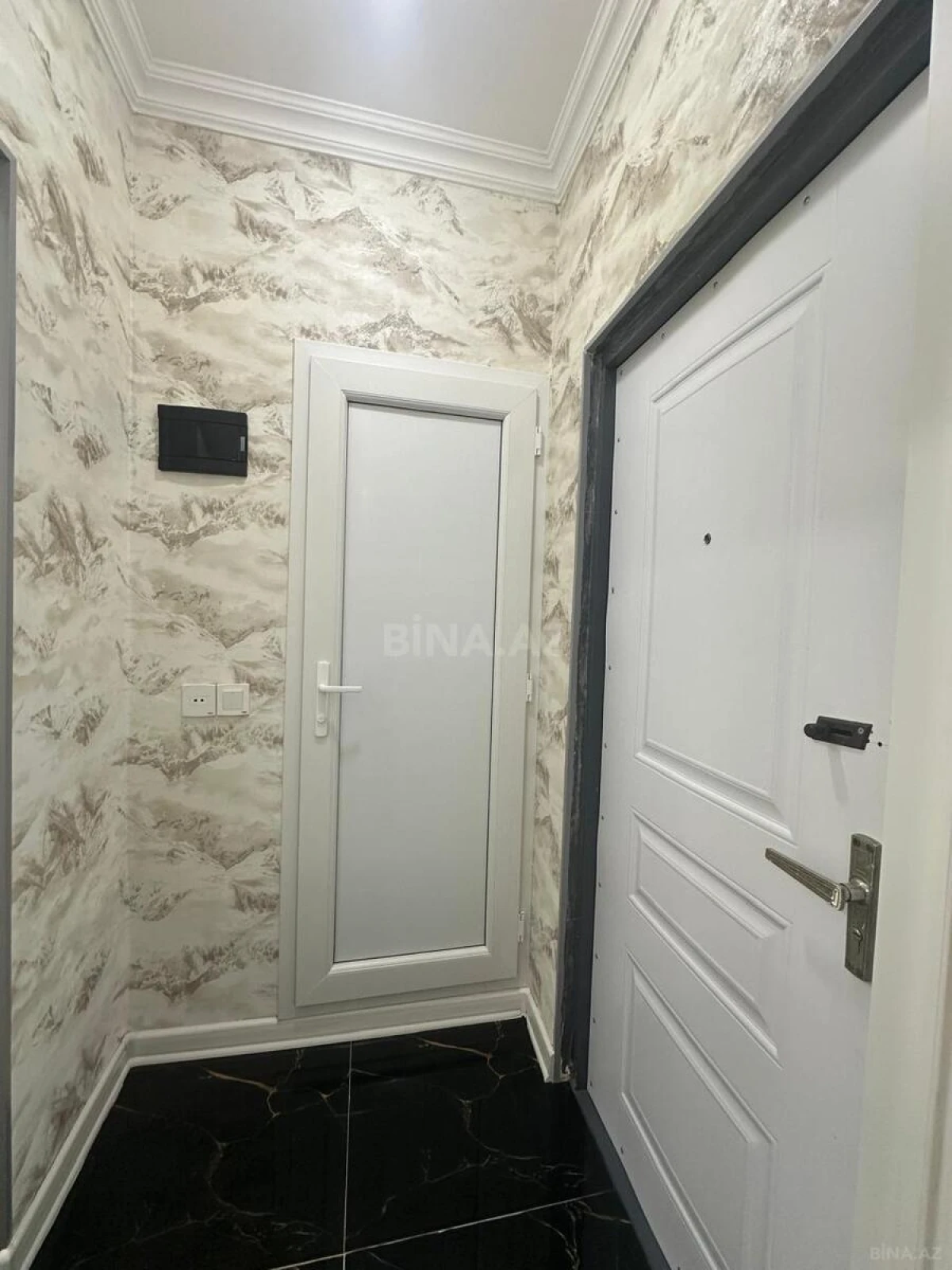 Satılır 2 otaqlı mənzil 45 m²
