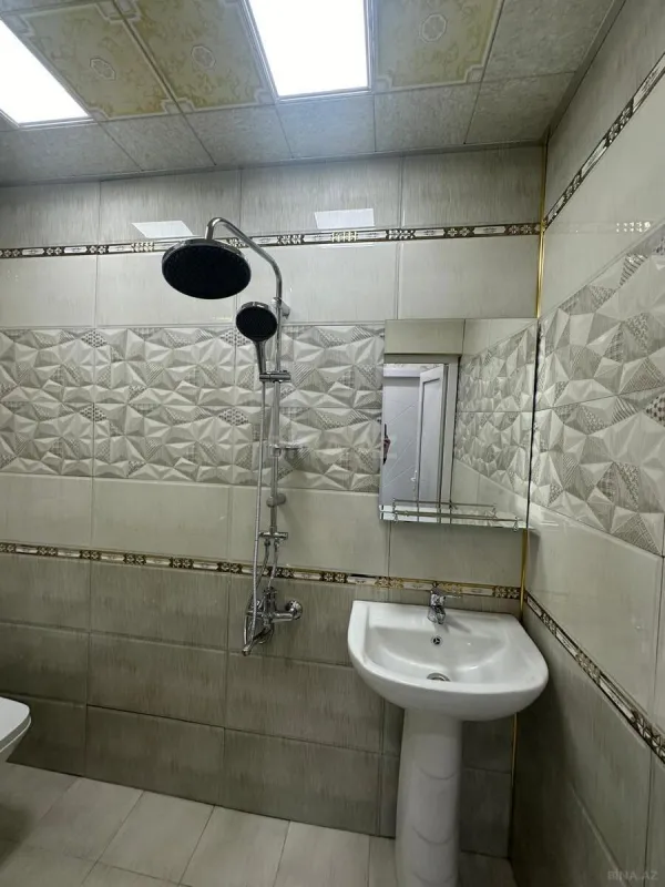 Satılır 2 otaqlı mənzil 45 m²
