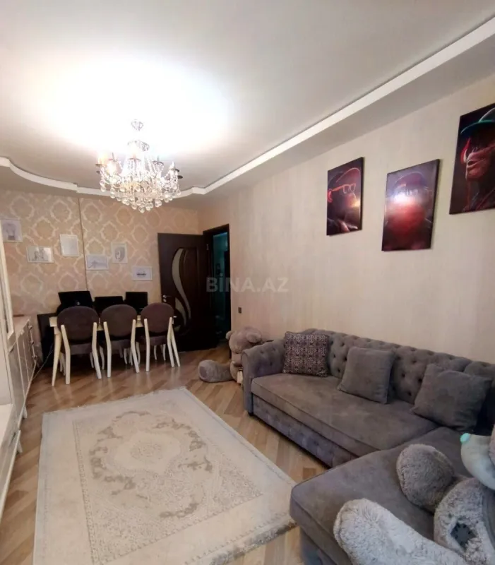 Satılır 2 otaqlı mənzil 85 m²