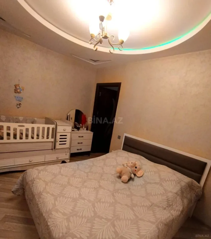 Satılır 2 otaqlı mənzil 85 m²