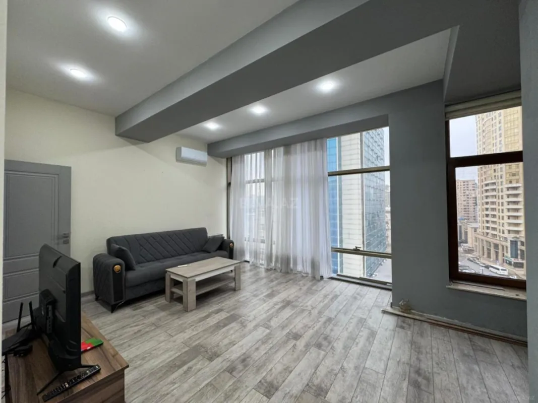 Satılır 3 otaqlı mənzil 61 m²