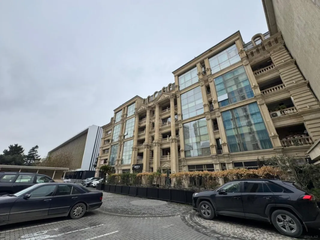 Satılır 3 otaqlı mənzil 61 m²