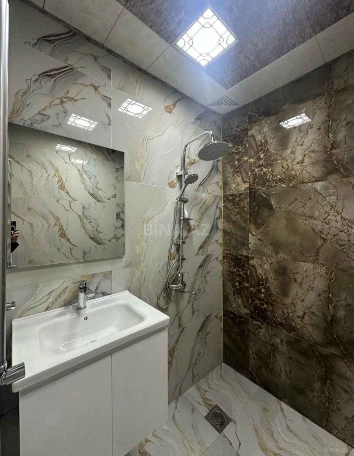 Satılır 2 otaqlı mənzil 55 m²