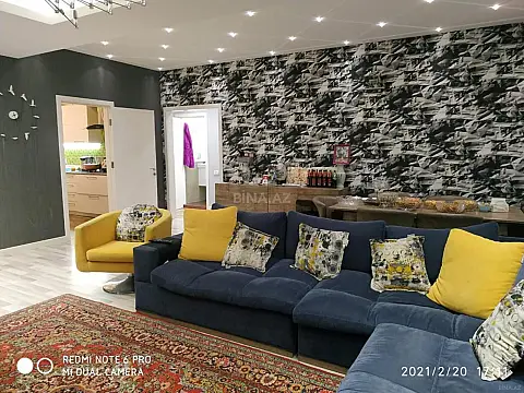 Satılır 5 otaqlı mənzil 143 m²