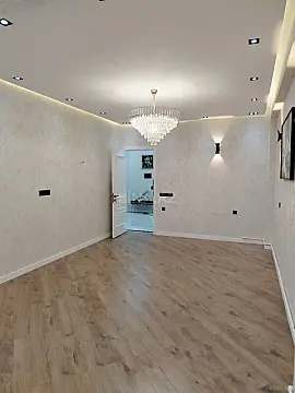Satılır 3 otaqlı mənzil 104.7 m²