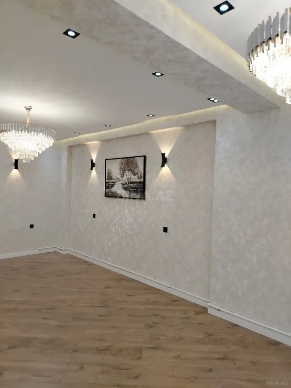 Satılır 3 otaqlı mənzil 104.7 m²