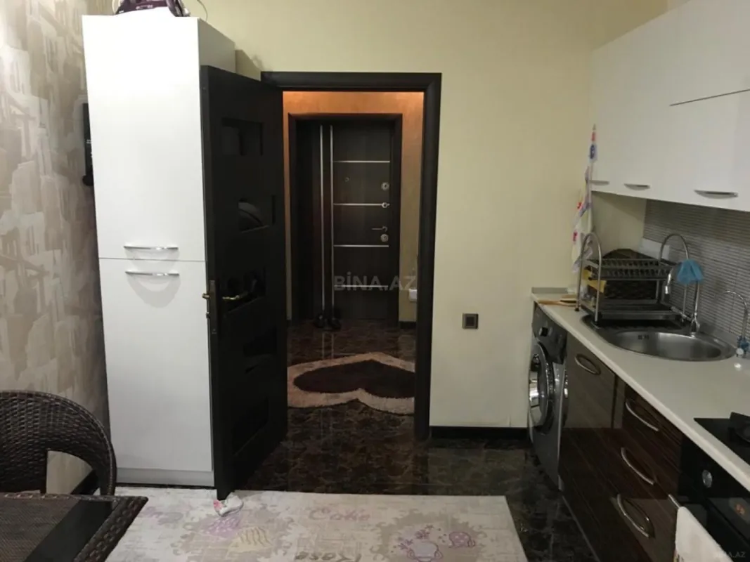 Kirayə verilir 2 otaqlı mənzil 84 m²
