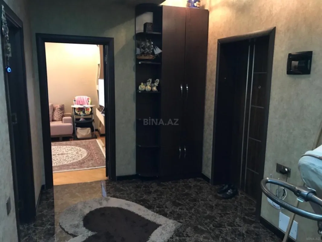 Kirayə verilir 2 otaqlı mənzil 84 m²