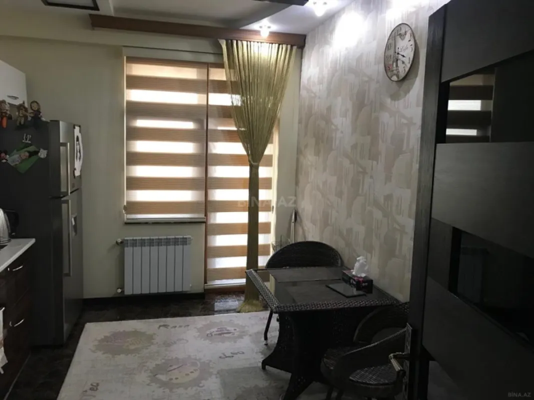 Kirayə verilir 2 otaqlı mənzil 84 m²