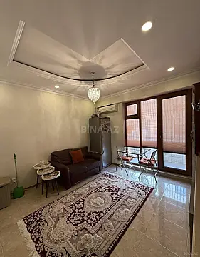 Satılır 3 otaqlı mənzil 150 m²
