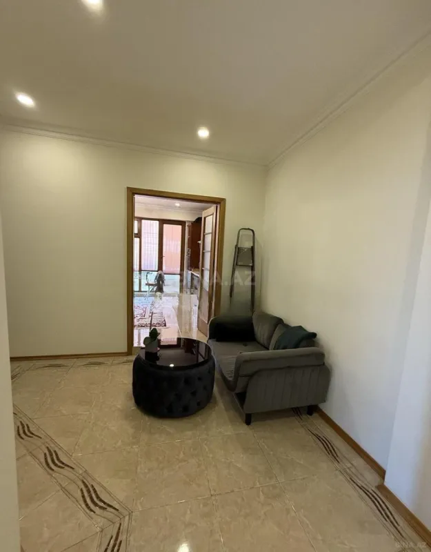 Satılır 3 otaqlı mənzil 150 m²