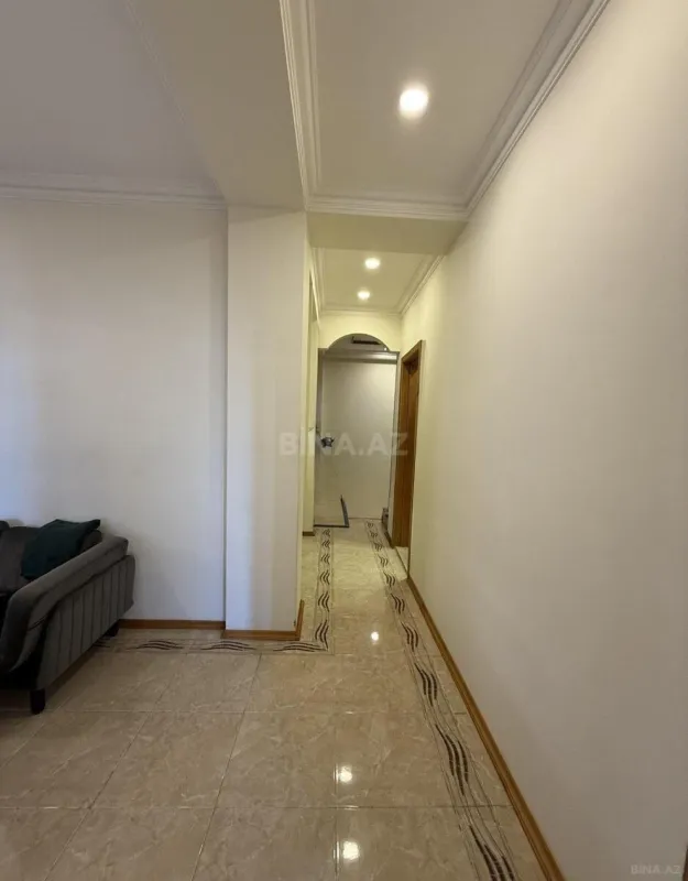 Satılır 3 otaqlı mənzil 150 m²