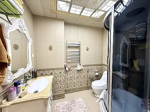 Satılır 3 otaqlı mənzil 110 m²