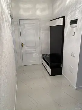 Kirayə verilir 2 otaqlı mənzil 82 m²