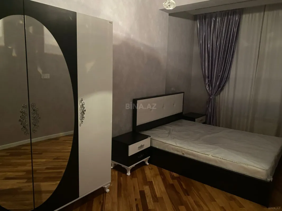 Kirayə verilir 2 otaqlı mənzil 82 m²