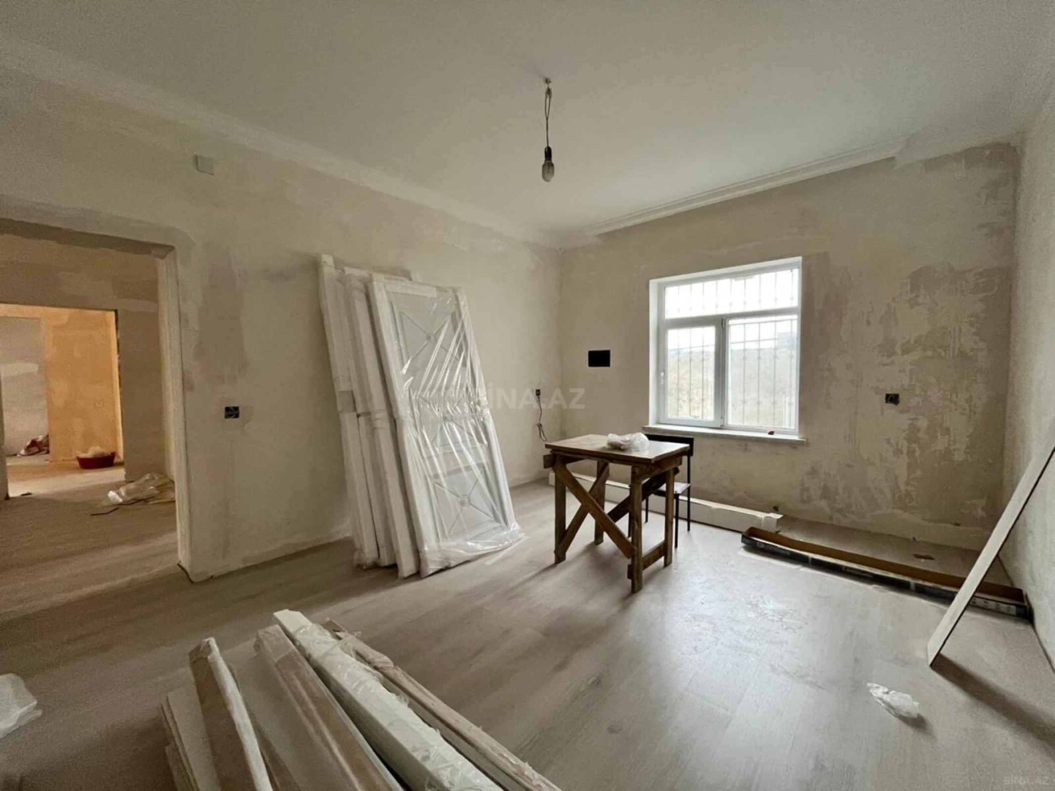 Satılır 5 otaqlı həyət evi 100 m²