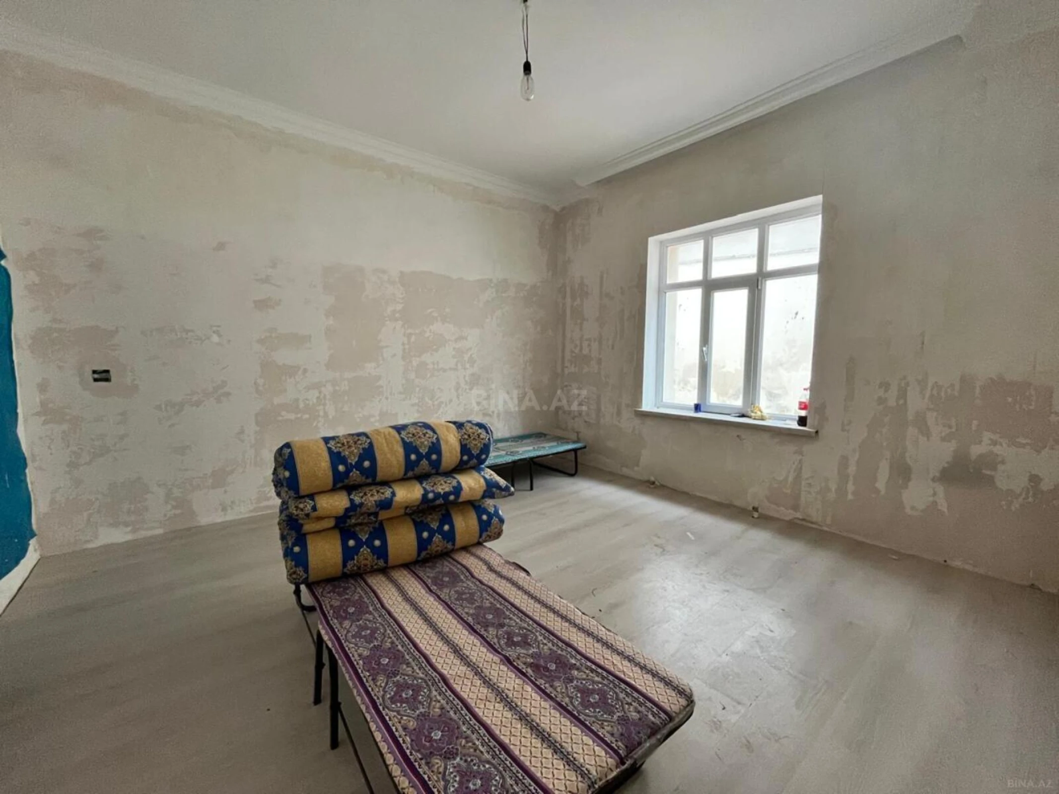Satılır 5 otaqlı həyət evi 100 m²