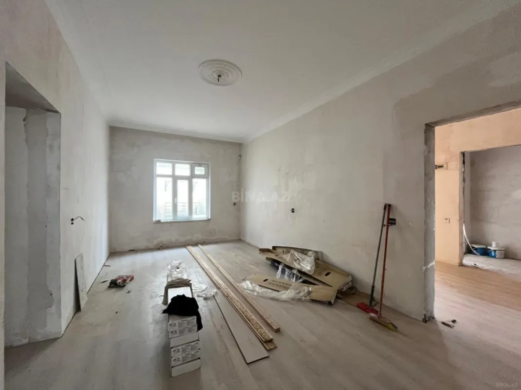 Satılır 5 otaqlı həyət evi 100 m²