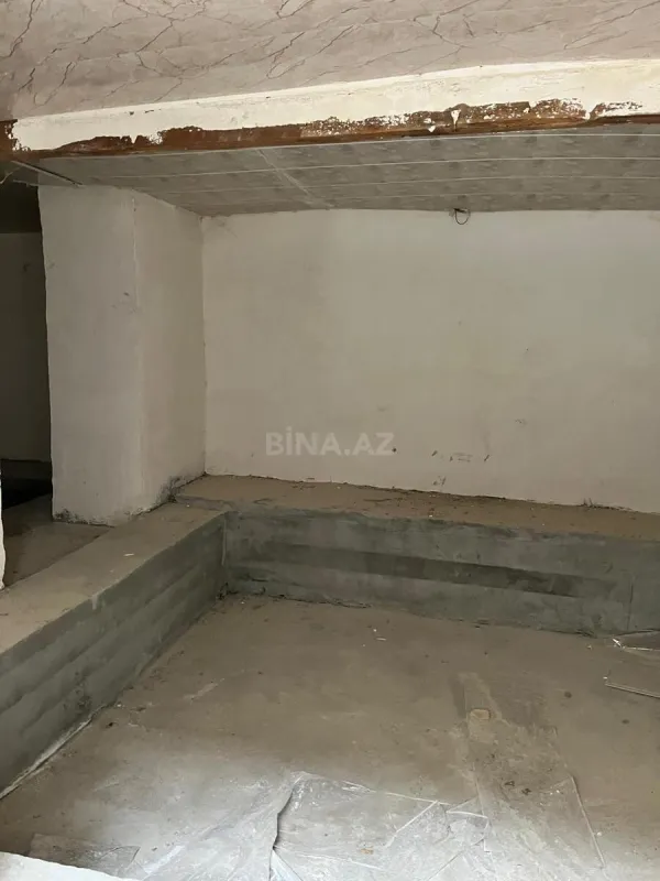 Satılır 5 otaqlı həyət evi 100 m²