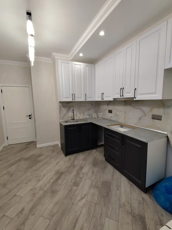 Satılır 2 otaqlı mənzil 80 m²