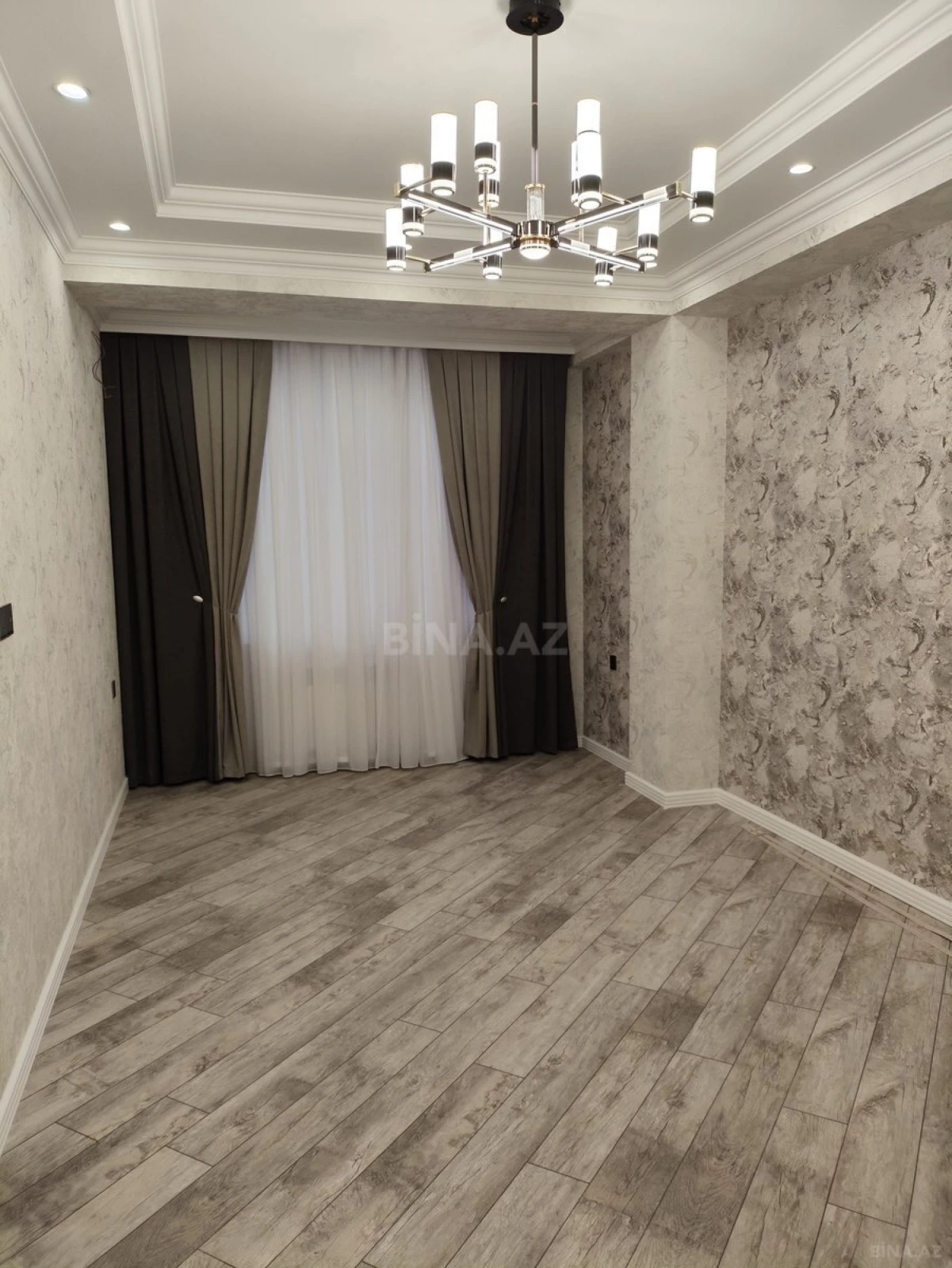 Satılır 2 otaqlı mənzil 80 m²