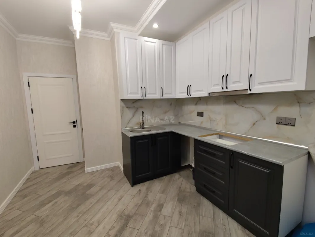 Satılır 2 otaqlı mənzil 80 m²