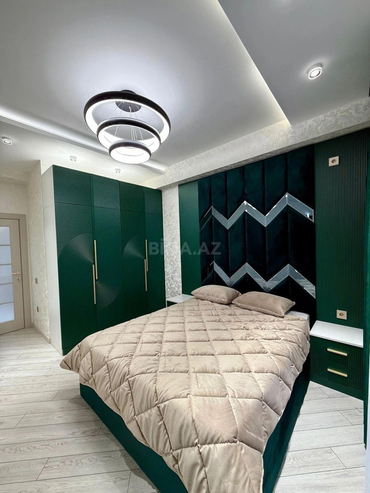 Satılır 2 otaqlı mənzil 55 m²