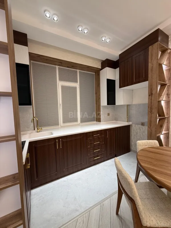 Satılır 2 otaqlı mənzil 55 m²