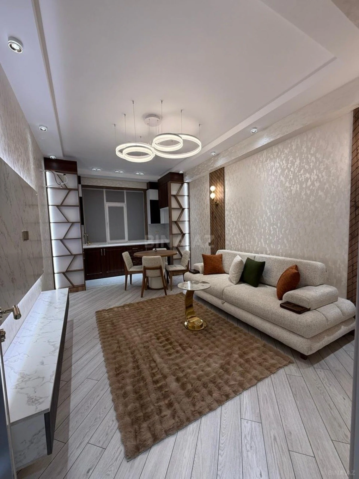 Satılır 2 otaqlı mənzil 55 m²