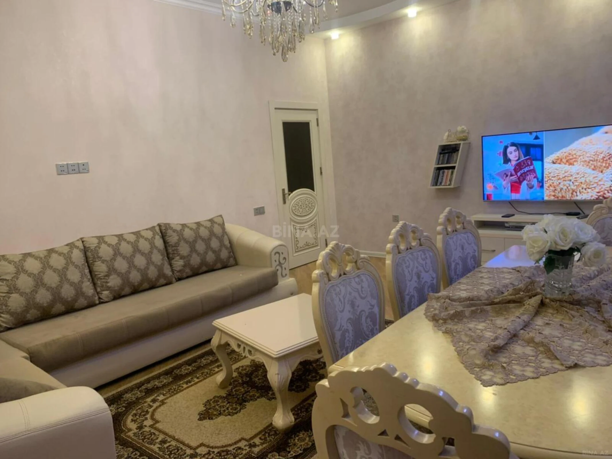 Satılır 3 otaqlı mənzil 129 m²