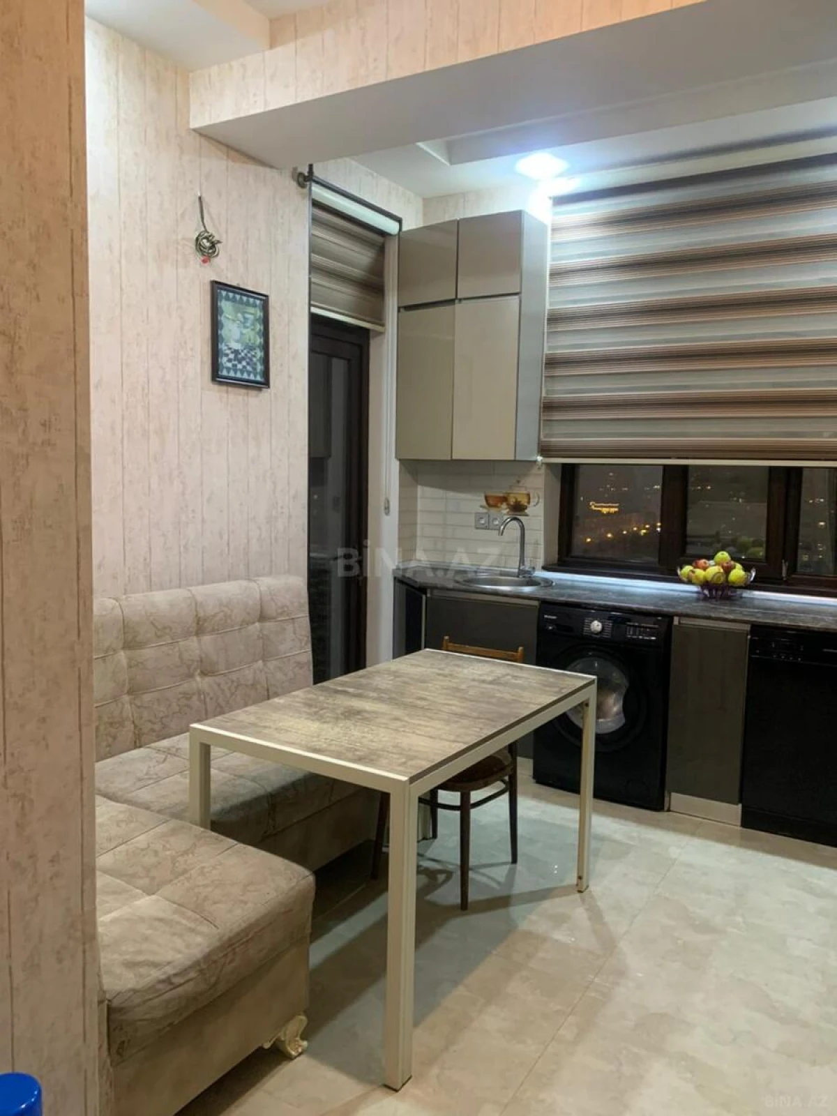 Satılır 3 otaqlı mənzil 129 m²