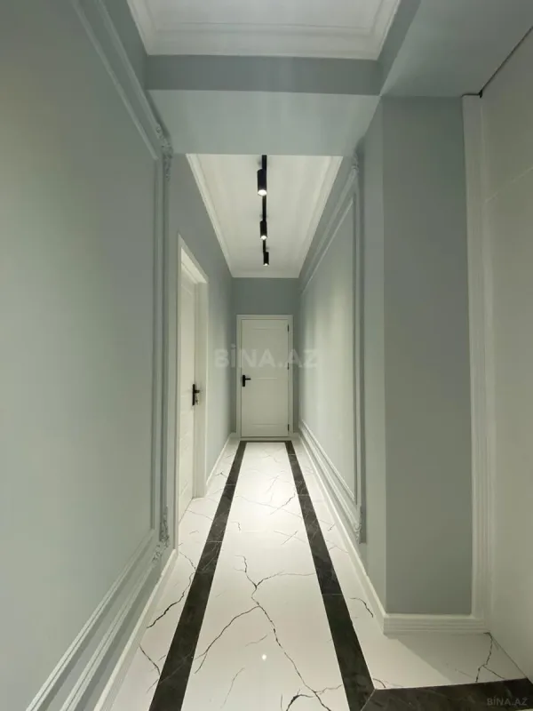 Satılır 3 otaqlı mənzil 160 m²