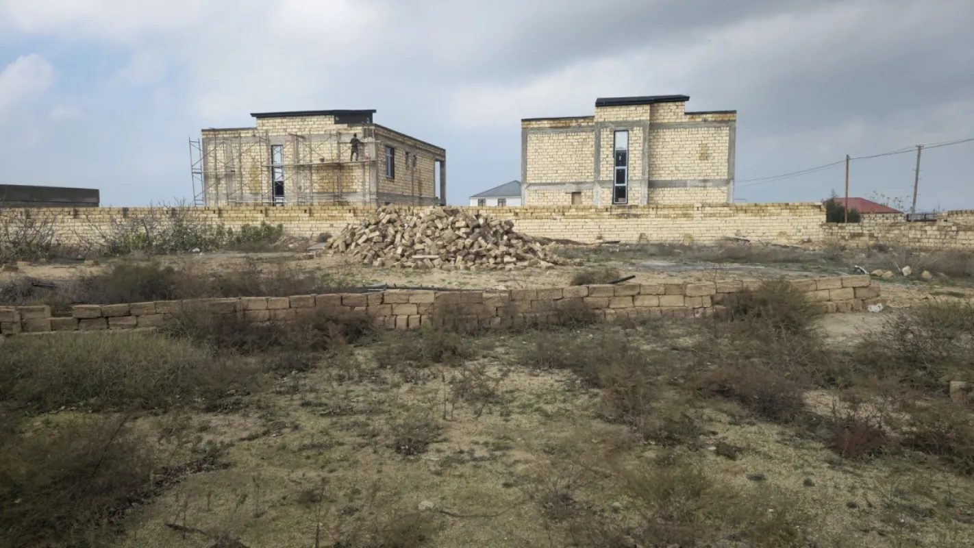 Satılır torpaq sahəsi 12 m²